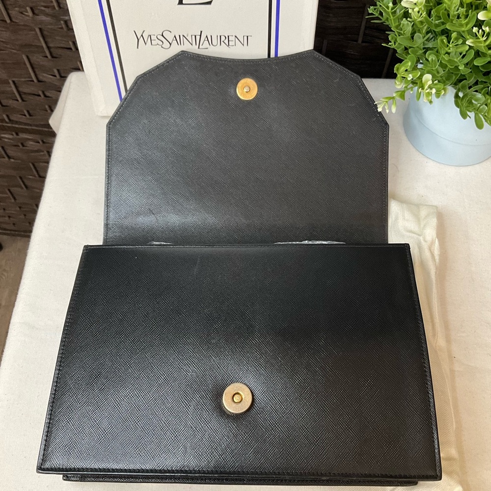 Yves Saint Laurent Vintage Black Leather Clutch - Picture 4 of 11